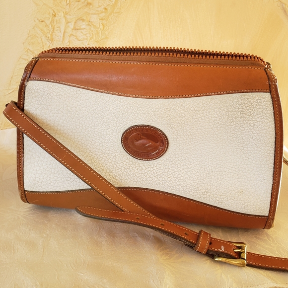 Dooney & Bourke Handbags - Vintage Dooney & Bourke bag